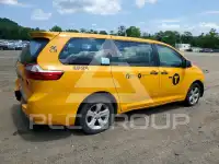 2017 Toyota SIENNA photo