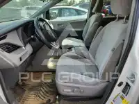2017 Toyota SIENNA фото