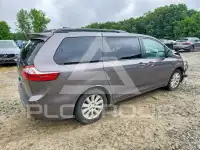2017 Toyota SIENNA фото