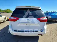 2017 Toyota SIENNA фото