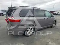2017 Toyota SIENNA photo