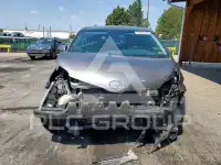 2017 Toyota SIENNA фото