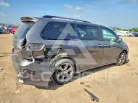 2017 Toyota SIENNA фото