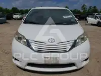 2017 Toyota SIENNA фото