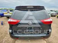 2017 Toyota SIENNA фото