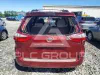 2017 Toyota SIENNA photo