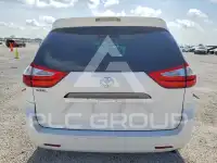 2017 Toyota SIENNA photo