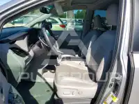2017 Toyota SIENNA фото
