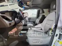 2017 Toyota SIENNA фото