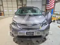 2017 Toyota SIENNA фото