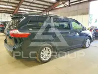 2017 Toyota SIENNA фото