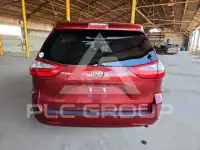 2017 Toyota SIENNA фото