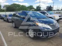 2017 Toyota SIENNA фото