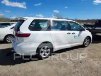 2017 Toyota SIENNA фото