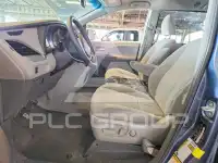 2017 Toyota SIENNA фото