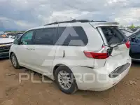 2017 Toyota SIENNA фото