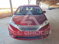 2017 Toyota SIENNA фото