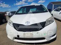 2017 Toyota SIENNA фото