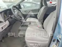 2017 Toyota SIENNA фото