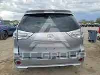 2017 Toyota SIENNA фото