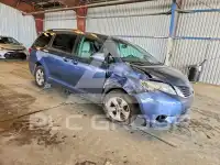 2017 Toyota SIENNA фото