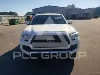 2017 Toyota TACOMA photo