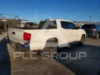 2017 Toyota TACOMA photo