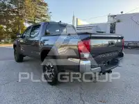 2017 Toyota TACOMA photo