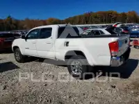 2017 Toyota TACOMA фото