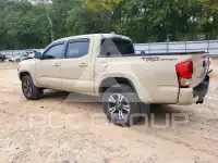 2017 Toyota TACOMA photo