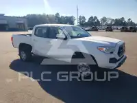 2017 Toyota TACOMA photo