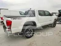 2017 Toyota TACOMA photo