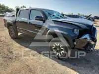 2017 Toyota TACOMA photo