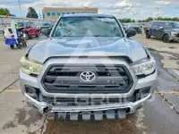 2017 Toyota TACOMA photo