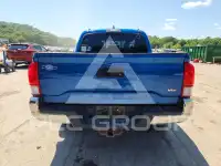 2017 Toyota TACOMA photo