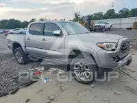 2017 Toyota TACOMA photo