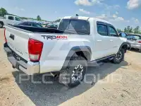 2017 Toyota TACOMA фото