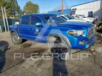 2017 Toyota TACOMA photo