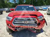 2017 Toyota TACOMA photo