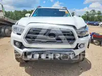 2017 Toyota TACOMA фото