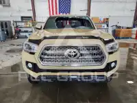 2017 Toyota TACOMA фото