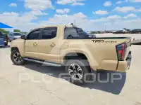 2017 Toyota TACOMA фото
