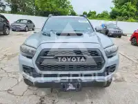 2017 Toyota TACOMA фото
