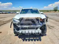 2017 Toyota TACOMA photo