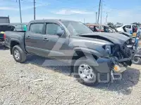 2017 Toyota TACOMA photo