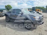 2017 Toyota TACOMA фото