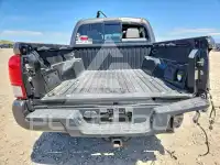 2017 Toyota TACOMA фото