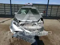 2017 Toyota YARIS фото
