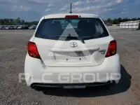 2017 Toyota YARIS фото