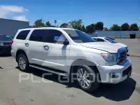 2017 Toyota SEQUOIA фото